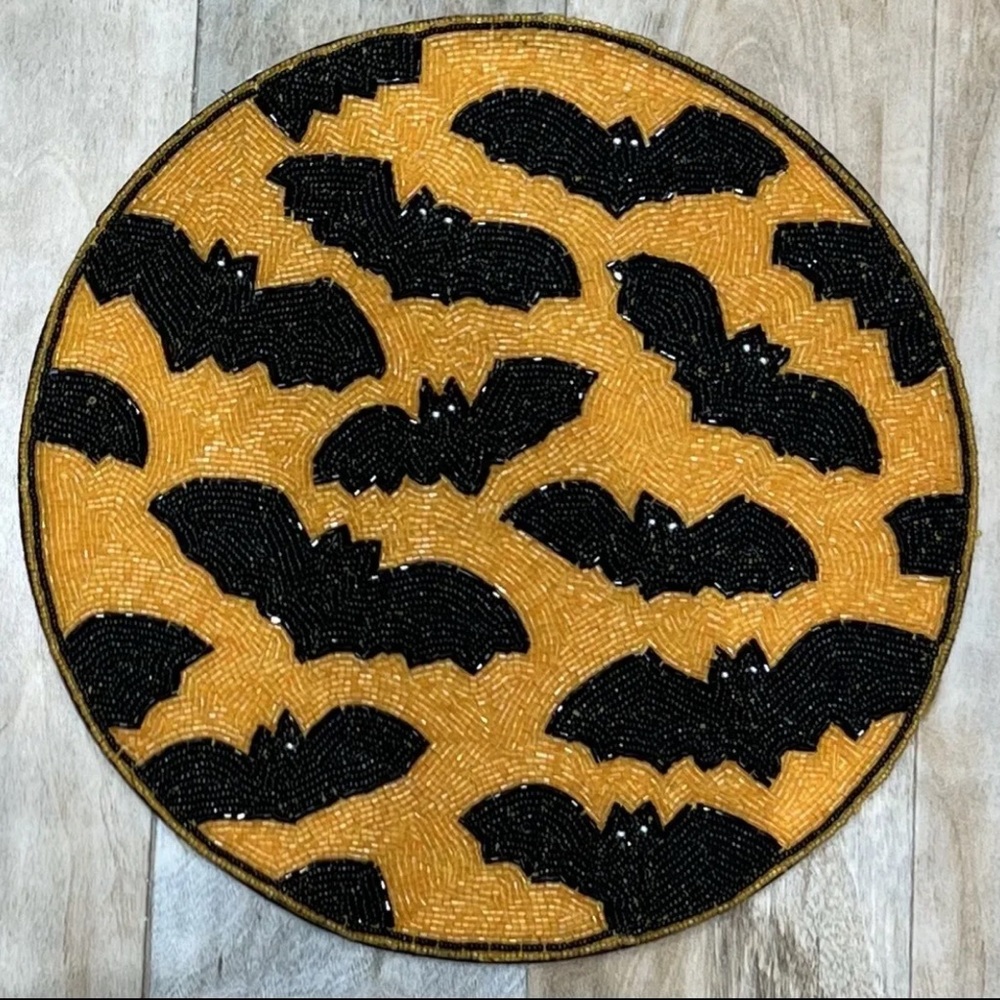 Halloween Max Studio Spooky Bats Orange Black Beaded Charger Placemat NEW